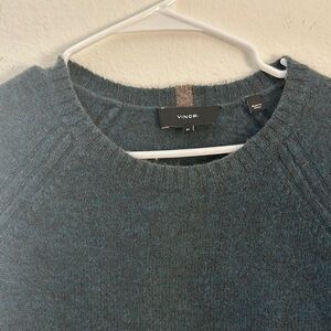 Vince Men's Blue Sweater